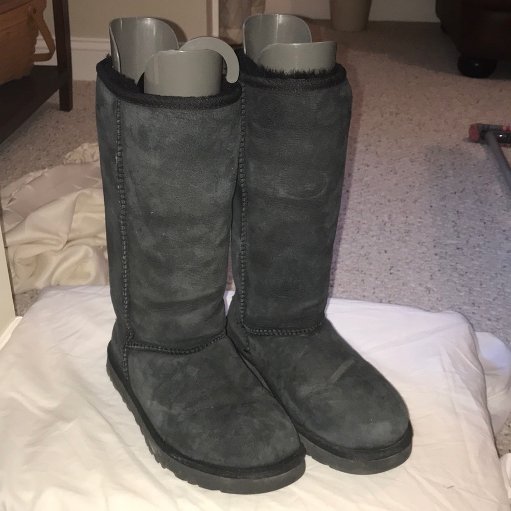 UGGs